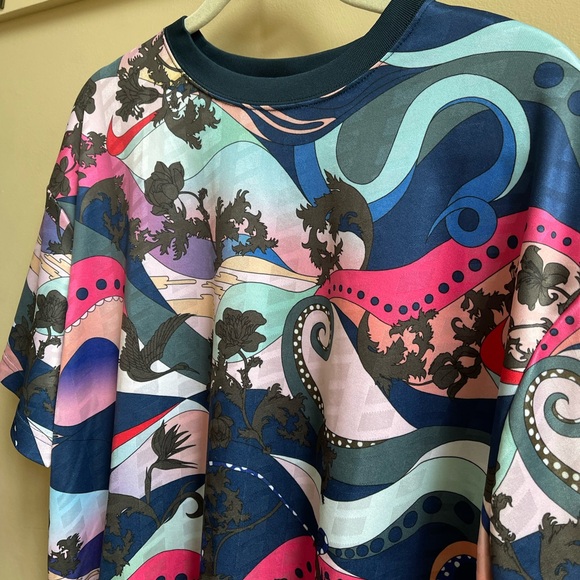 Nike Colourful Crop T -Shirt - Picture 5 of 7